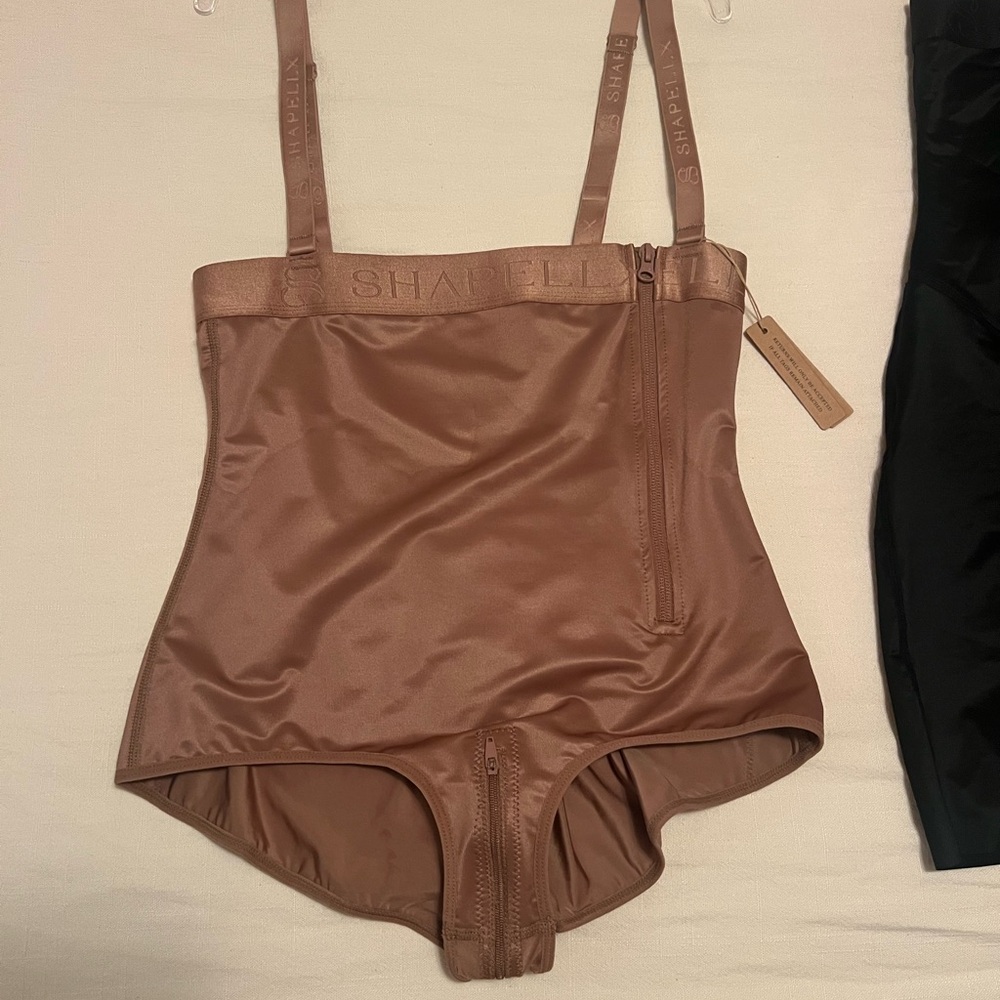Shapellx Brown Bodysuit LARGE NWT